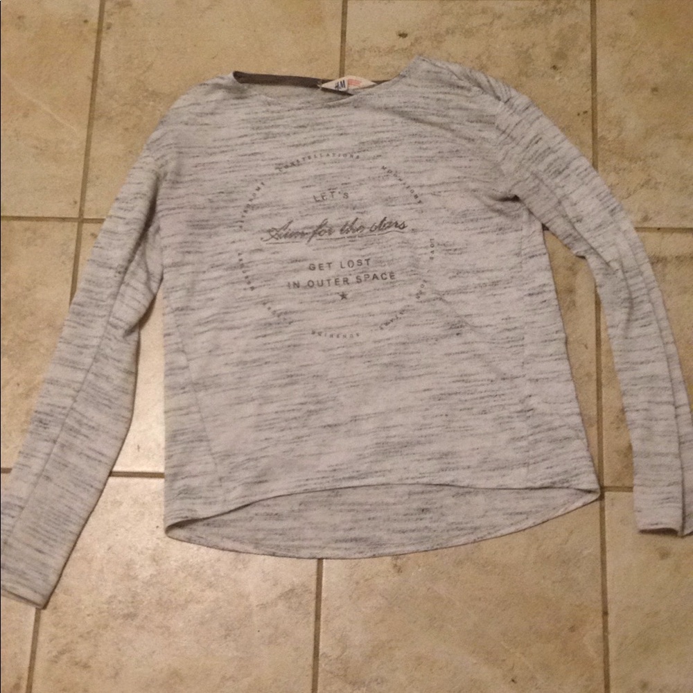 Grey long sleeve shirt